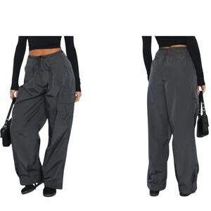 White Fox Pump It Louder Cargo Pants Womens S Charcoal Gray Baggy Streetwear NEW